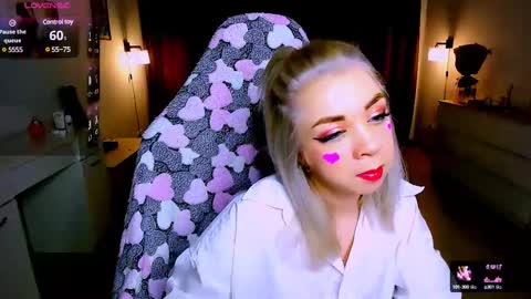 Nicole online show from 02/14/25, 12:14