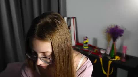 Snapshot of blissence chatting on 11/10/25, 03:11 LiLy online show from 11/10/25, 03:11