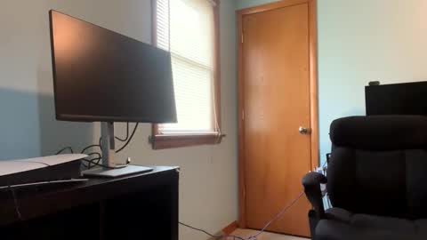 Snapshot of blissfulfoxtrot chatting on 03/08/26, 02:21 Blissful Foxtrot online show from 03/08/26, 02:21