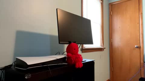 Snapshot of blissfulfoxtrot chatting on 03/17/26, 12:30 Blissful Foxtrot online show from 03/17/26, 12:30