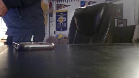 Snapshot of blk_nthick chatting on 12/04/24, 02:31 blk_nthick online show from 12/04/24, 02:31