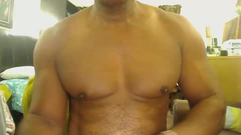 Snapshot of blkbiguncut10462 chatting on 01/26/25, 01:04 blkbiguncut10462 online show from 01/26/25, 01:04