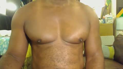 Snapshot of blkbiguncut10462 chatting on 11/25/25, 05:18 blkbiguncut10462 online show from 11/25/25, 05:18