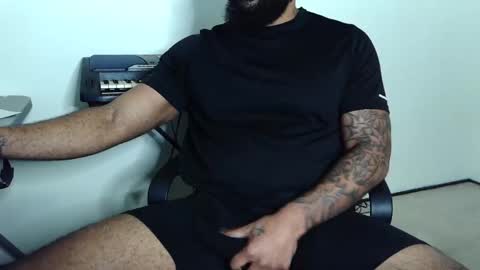 blksgr09 online show from 10/22/25, 10:42