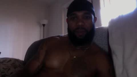 Snapshot of blksurfher chatting on 11/27/25, 01:46 blksurfher online show from 11/27/25, 01:46