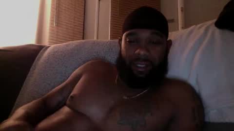 Snapshot of blksurfher chatting on 12/04/25, 04:11 blksurfher online show from 12/04/25, 04:11