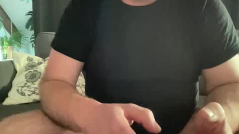 BlIdoL online show from 11/18/25, 07:46