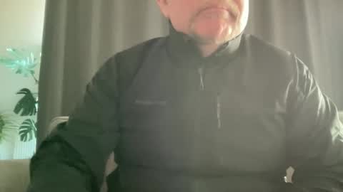 BlIdoL online show from 11/19/25, 08:47