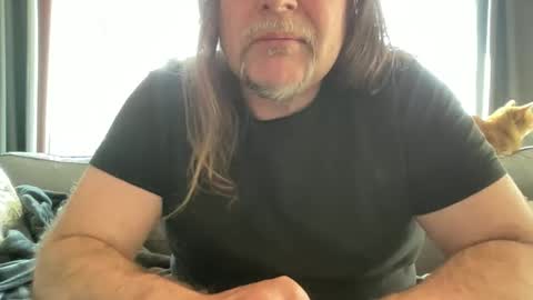 BlIdoL online show from 04/02/26, 10:57