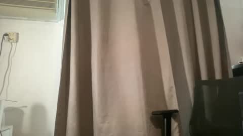 Snapshot of bloggirllaurel chatting on 02/16/26, 08:27 bloggirllaurel online show from 02/16/26, 08:27