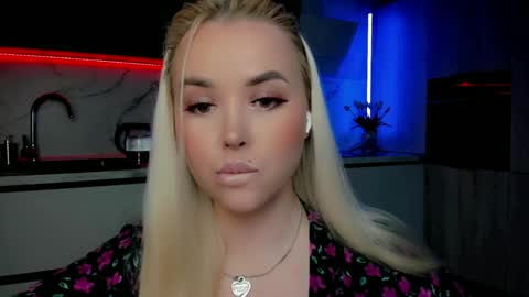 Lana online show from 01/14/25, 03:32