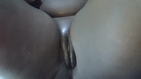 Snapshot of blonde202 chatting on 11/11/25, 01:27 Abbygael online show from 11/11/25, 01:27