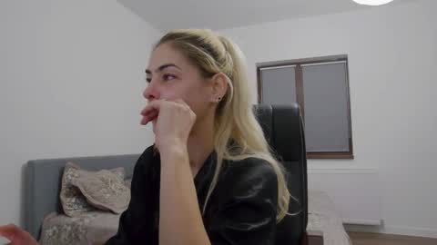 blonde4pasion online show from 12/06/24, 05:42