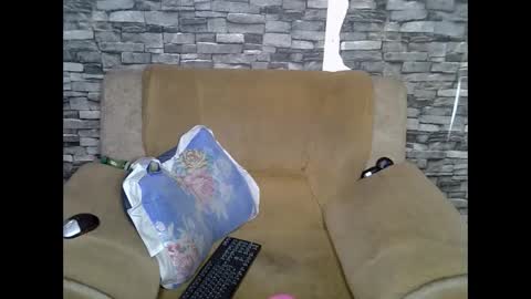 Snapshot of blonde_creamy chatting on 04/22/26, 05:03 blonde_creamy online show from 04/22/26, 05:03