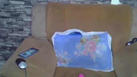 Snapshot of blonde_creamy chatting on 04/28/26, 11:21 blonde_creamy online show from 04/28/26, 11:21