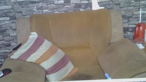blonde_creamy online show from 07/14/26, 02:05