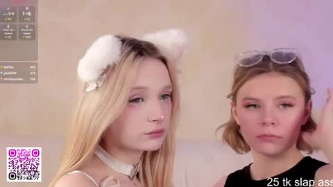 Snapshot of blonde_lotos chatting on 03/07/25, 10:24 Kate and Mary online show from 03/07/25, 10:24