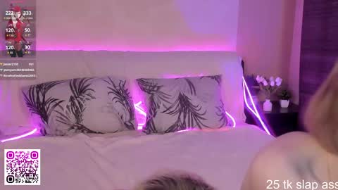 Snapshot of blonde_lotos chatting on 03/10/25, 11:21 Kate and Mary online show from 03/10/25, 11:21