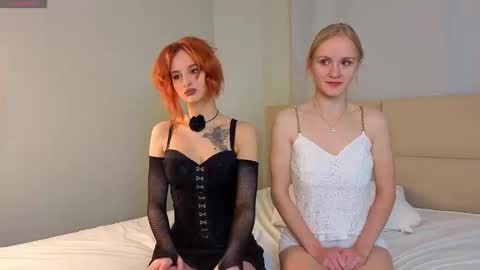 Snapshot of blonde_lotos chatting on 01/11/26, 03:11 Kate and Mary online show from 01/11/26, 03:11