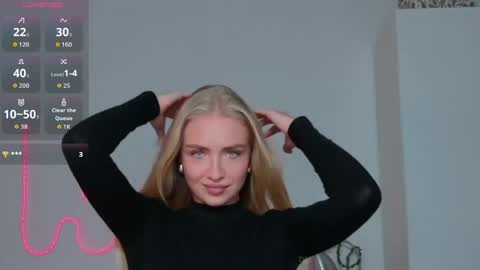 Snapshot of blonde_vibe chatting on 05/03/26, 09:15 Nessa online show from 05/03/26, 09:15