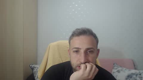 Snapshot of blondeagle chatting on 04/01/26, 08:39 Mr Blond online show from 04/01/26, 08:39