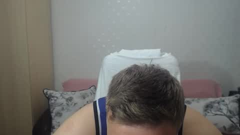 Snapshot of blondeagle chatting on 05/04/26, 07:54 Mr Blond online show from 05/04/26, 07:54