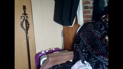 Snapshot of blondebellaaa3 chatting on 02/20/25, 06:02 Gia  online show from 02/20/25, 06:02