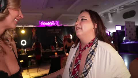 blondefoxsilverfox online show from 02/01/25, 02:16