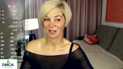 Snapshot of blondemommy_77 chatting on 07/11/26, 09:05 Lola online show from 07/11/26, 09:05