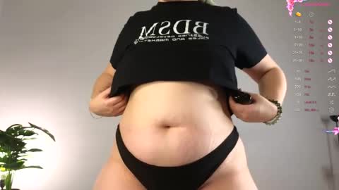 Mommy online show from 03/06/26, 03:30