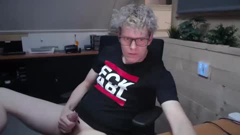 Sven online show from 12/05/25, 08:49