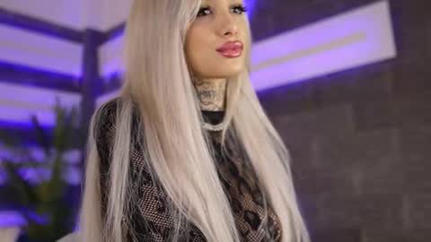 blondie_muller online show from 12/14/25, 08:57