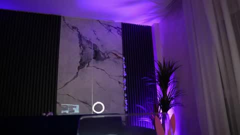 Snapshot of blondie_muller chatting on 04/05/26, 07:55 blondie_muller online show from 04/05/26, 07:55