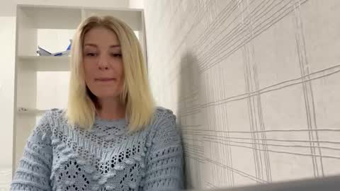 blondie_xoxoxo online show from 09/22/25, 09:22