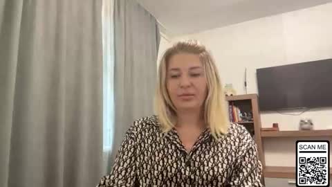 blondie_xoxoxo online show from 10/03/25, 07:49