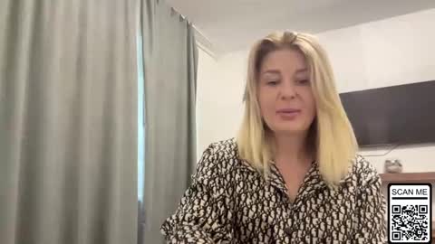 blondie_xoxoxo online show from 10/06/25, 07:17