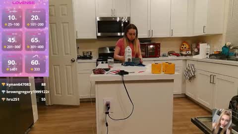 Bubbles online show from 10/19/25, 11:22