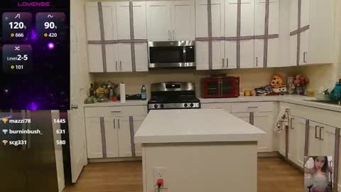 Bubbles online show from 11/12/25, 03:07