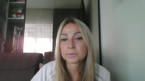 Iren online show from 09/26/25, 09:35