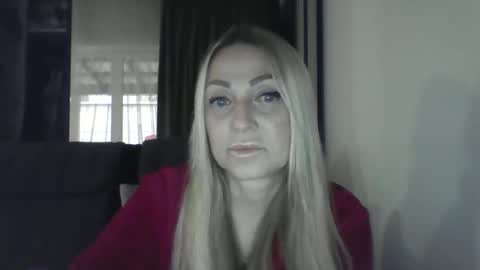 Iren online show from 10/03/25, 01:30