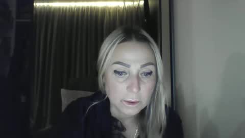 Iren online show from 10/17/25, 07:38