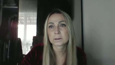 Iren online show from 11/14/25, 08:57