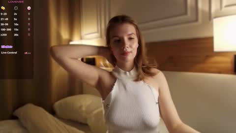 Snapshot of blondoll chatting on 03/08/26, 01:25 blondoll online show from 03/08/26, 01:25