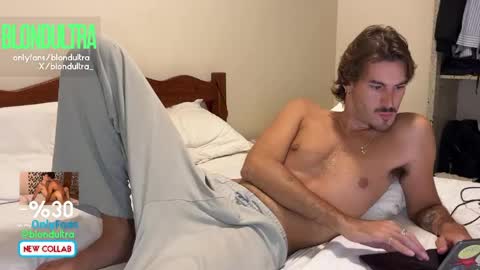 Snapshot of blondultra chatting on 04/21/26, 08:01 blondultra online show from 04/21/26, 08:01