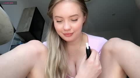 Blondy bunny online show from 05/27/26, 02:08