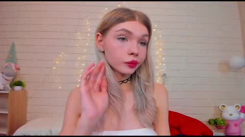 Snapshot of blondy_fina chatting on 02/03/26, 06:40 blondy_fina online show from 02/03/26, 06:40