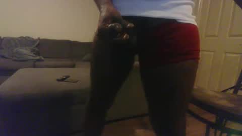 Snapshot of blongd2 chatting on 11/04/25, 02:10 blongd2 online show from 11/04/25, 02:10