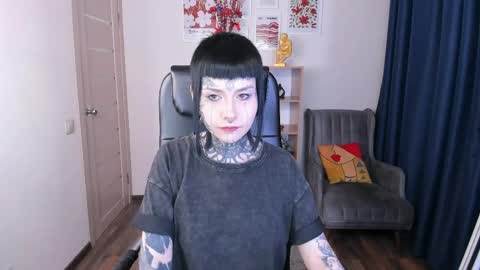 Snapshot of blood__mary chatting on 04/27/26, 08:40 Mary online show from 04/27/26, 08:40