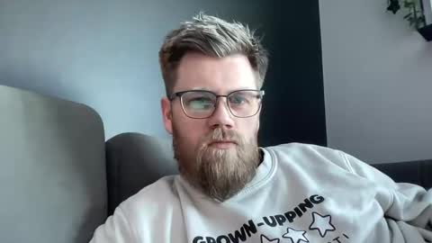 Thomas online show from 02/15/25, 01:05