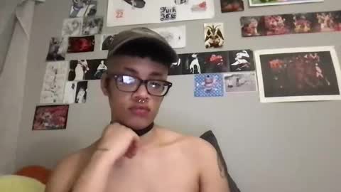 Snapshot of bloodrushbabe chatting on 03/29/26, 06:57 bloodrushbabe online show from 03/29/26, 06:57